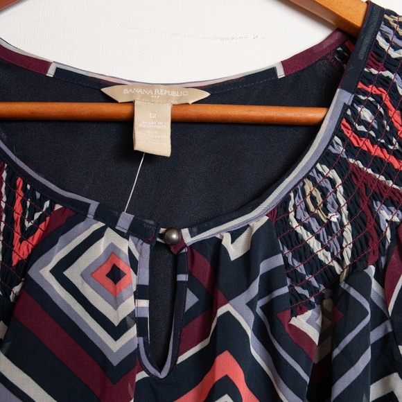 Banana Republic NWT Artsy Sheer Lined Geometric Print Flowy belted Dress sz 12 - Picture 2 of 9